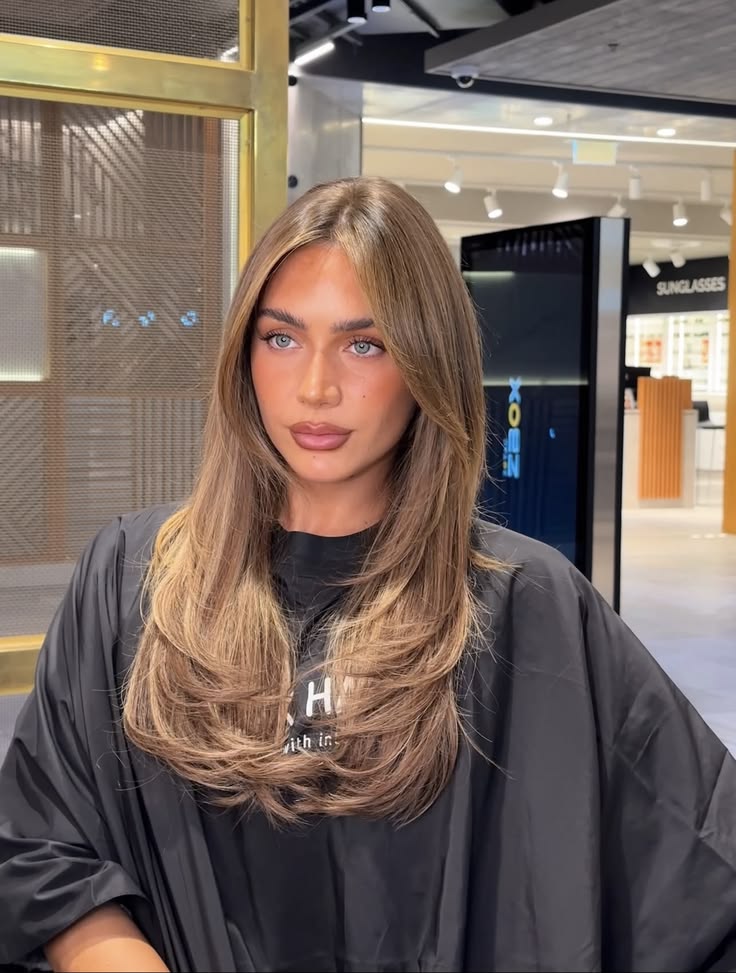 Bronde highlights and blow-dry finish in the studio